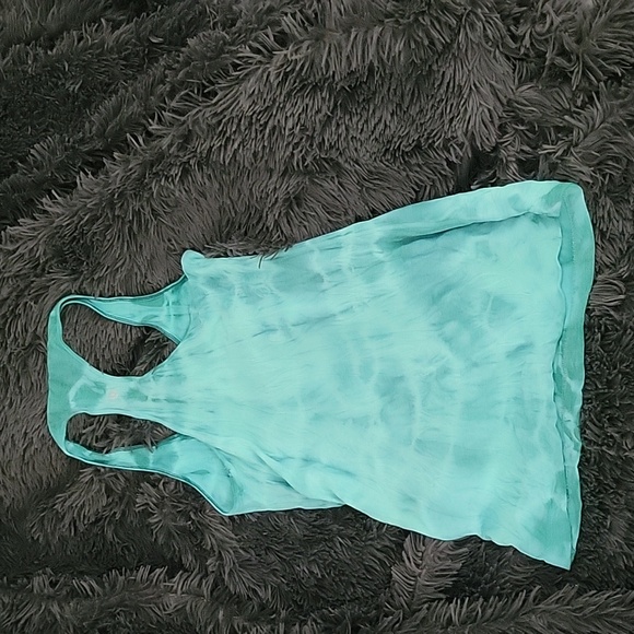 Lululemon Mint Teal Green Cool Racerback Tank Top Shirt Size 6 EUC - Picture 2 of 2